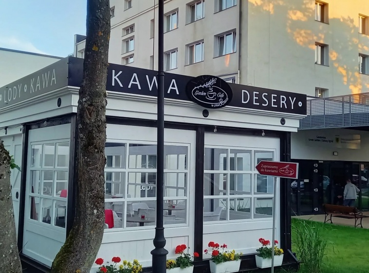 Garden Cafe by Mon Cherri 