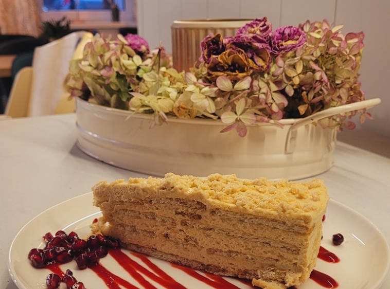 Garden Cafe by Mon Cherri